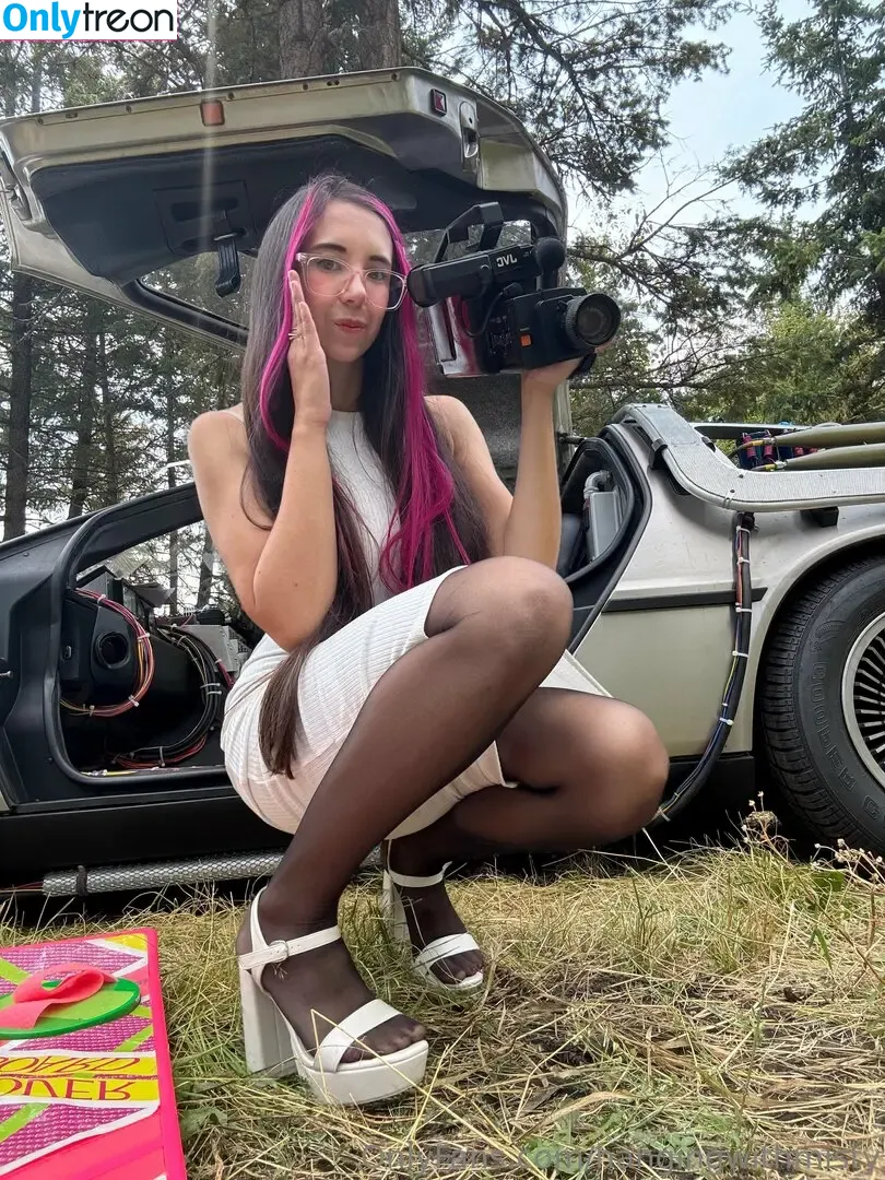 hangingwithmisty nude photo #0030 (hangingwithmisty)