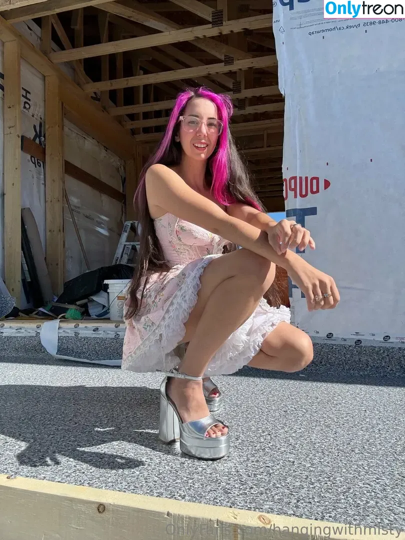 hangingwithmisty nude photo #0032 (hangingwithmisty)