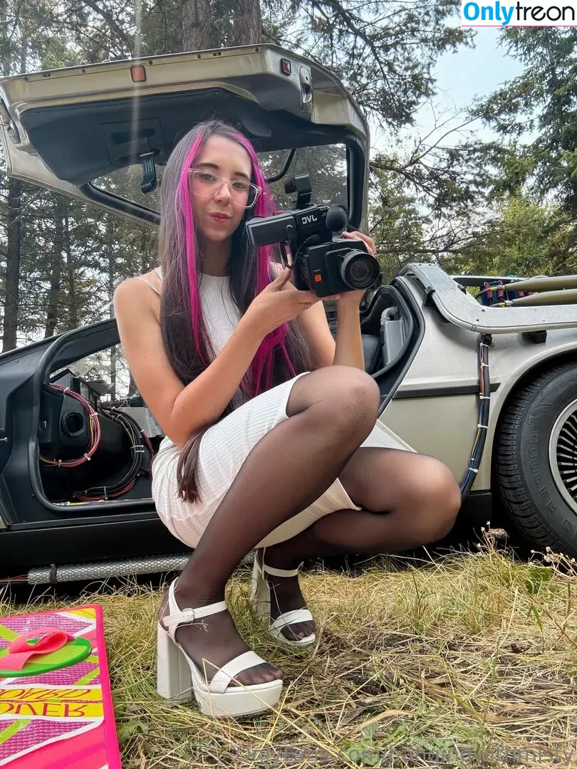 hangingwithmisty nude photo #0040 (hangingwithmisty)