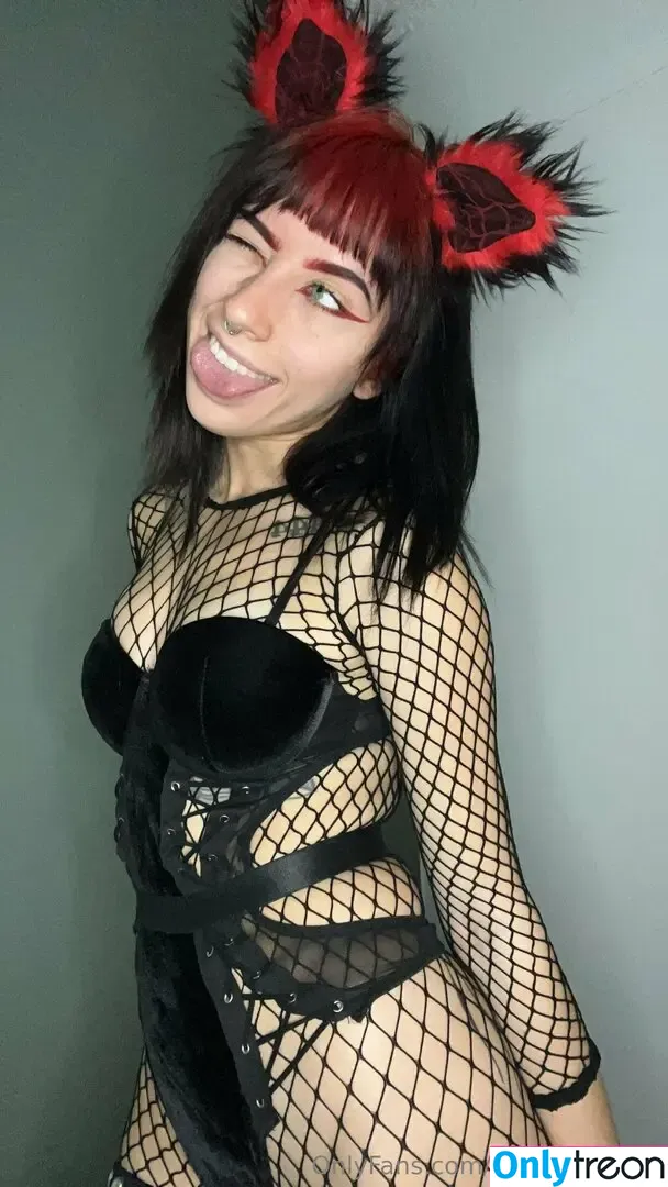 hangwithharley голая photo #0025 (hangingwithharley)