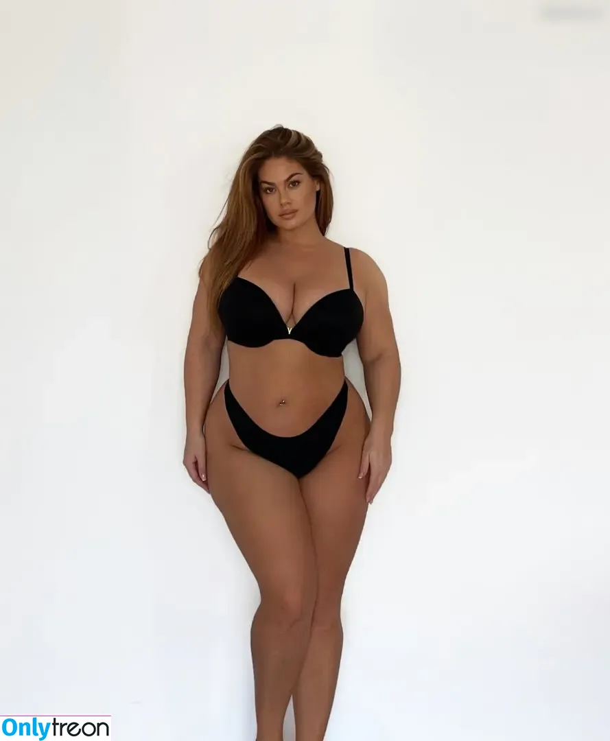 Hanna Wilperath nude photo #0126 (Hanna Wilperath)