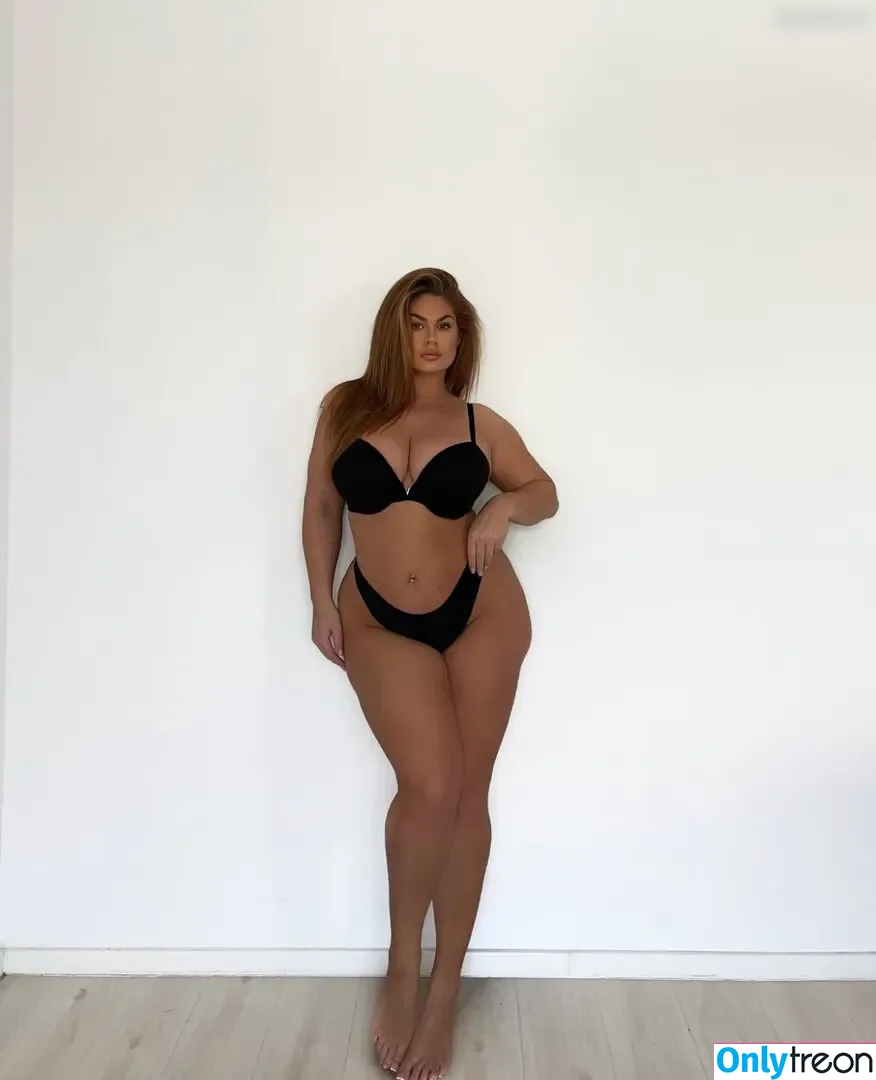Hanna Wilperath nude photo #0128 (Hanna Wilperath)