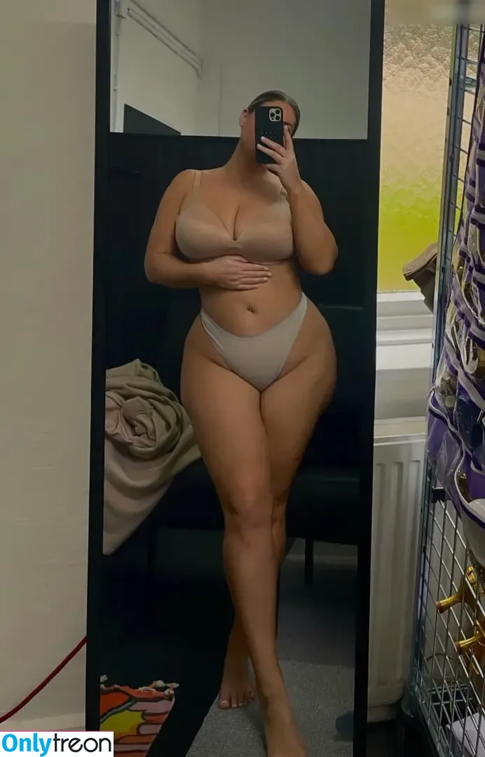 Hanna Wilperath nude photo #0190 (Hanna Wilperath)
