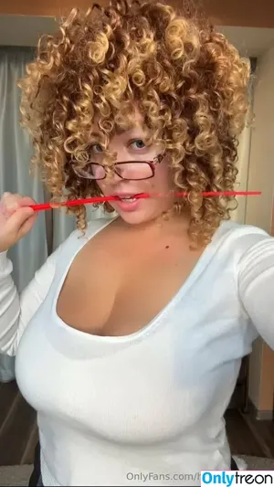 Hanna Zimmer / HannaZimmerr / hanna_zimmer / hanna_zimmerr nude photo #0714