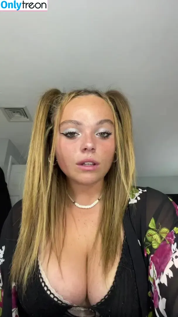 Hannah Blanco голая photo #0003 (hannahblanco1)