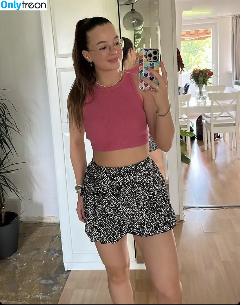 Hannah Cauko nude photo #0028 (hannahcauko)
