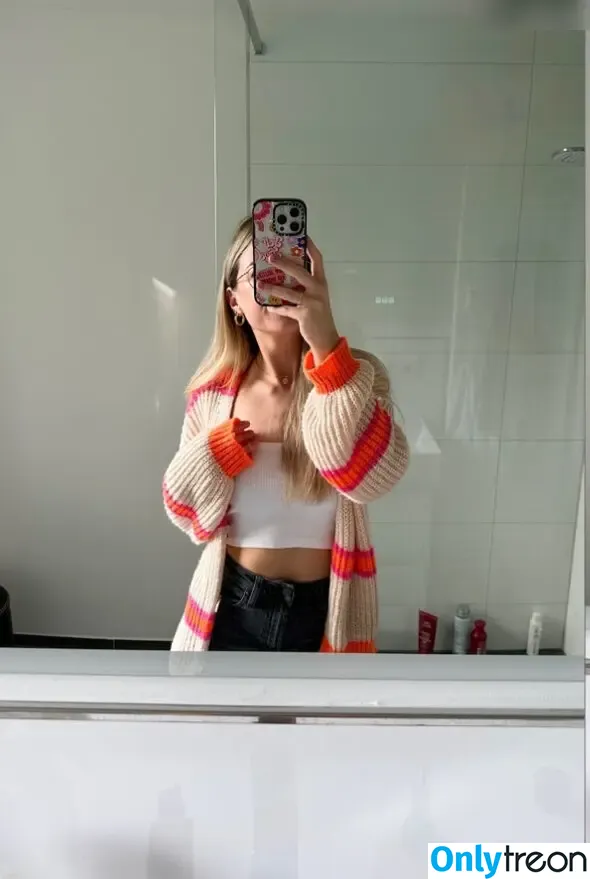 Hannah Cauko nude photo #0145 (hannahcauko)