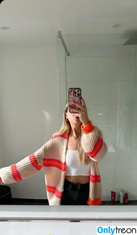Hannah Cauko nude photo #0149 (hannahcauko)