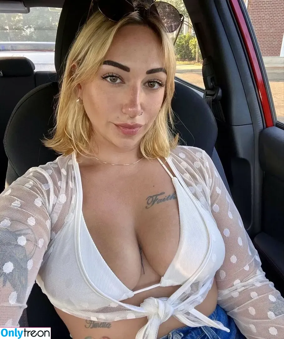 Hannah Helena nude photo #0005 (hannah_gov / witchchik)