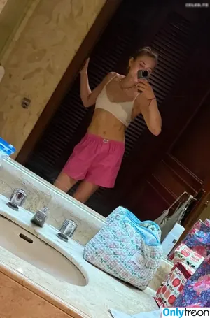 Hannah Meul / hannah_meul nude photo #0059