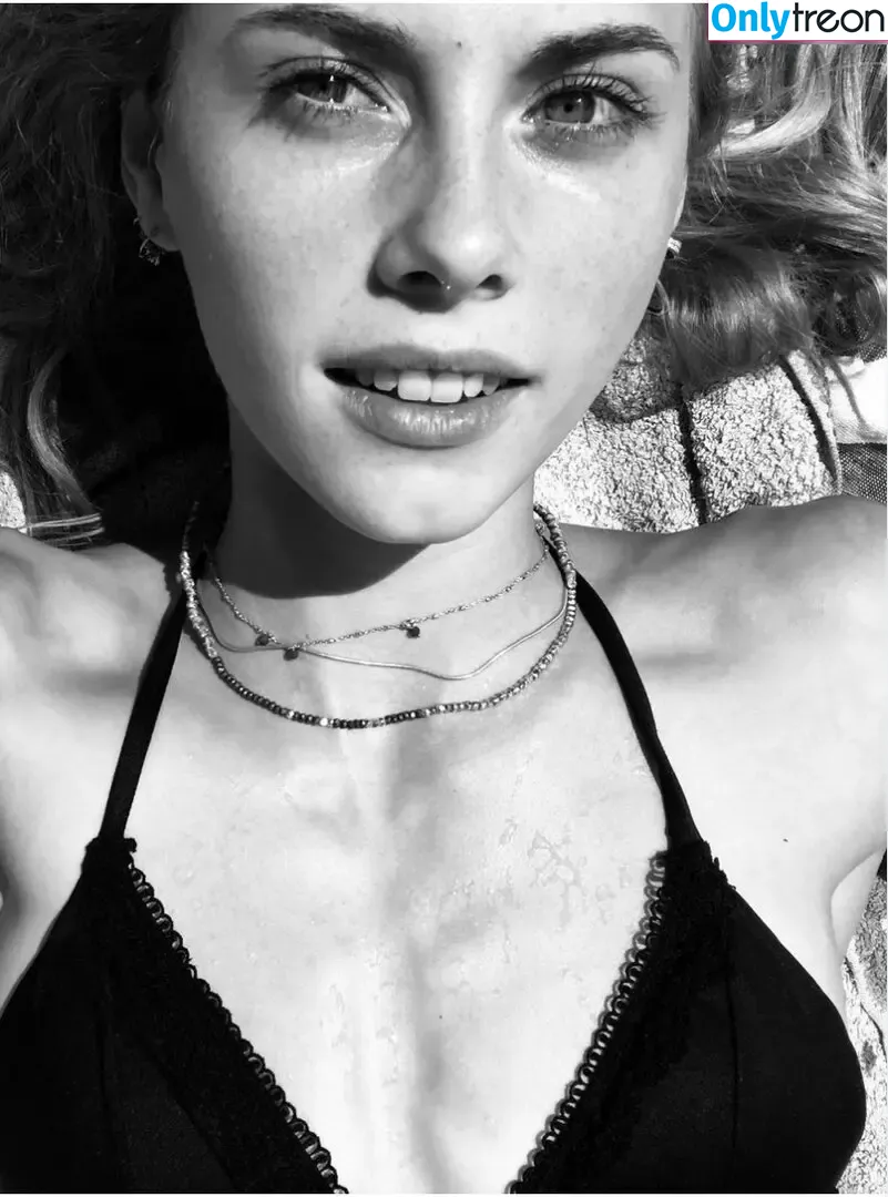 Hannah Meul nude photo #0022 (hannah_meul)