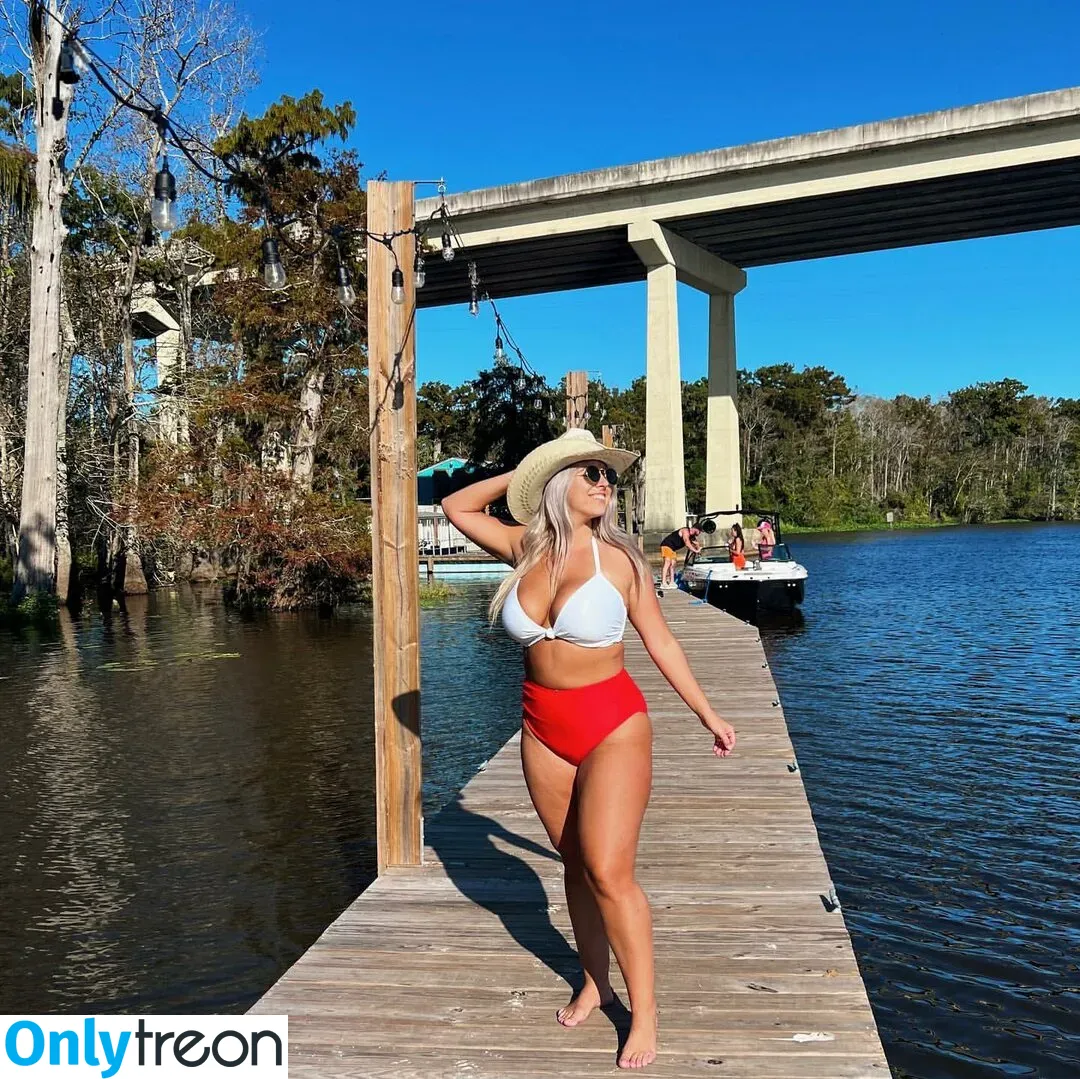 Hannah Murrell голая photo #0234 (hannahlee00 / hannahmurre11 / twinnumber_one)