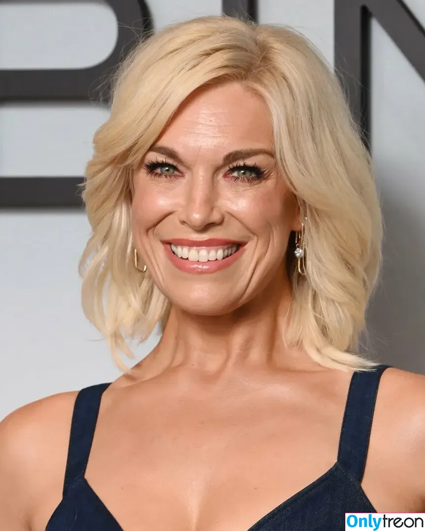 Hannah Waddingham голая photo #0761 (hannah_waddingham)