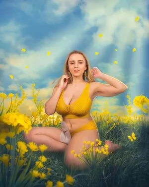 Hannah Witton / hannahwitton nude photo #0176