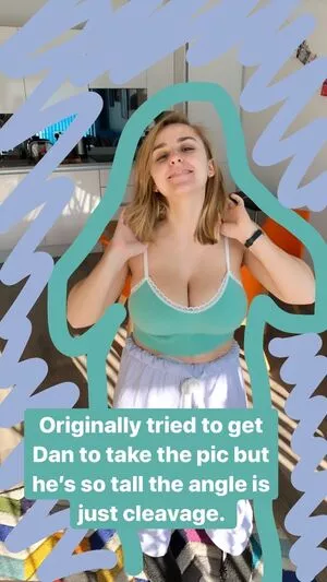 Hannah Witton / hannahwitton nude photo #0180