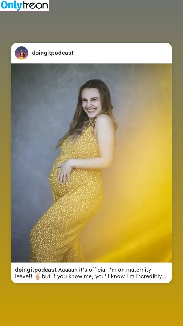 Hannah Witton голая photo #0013 (hannahwitton)