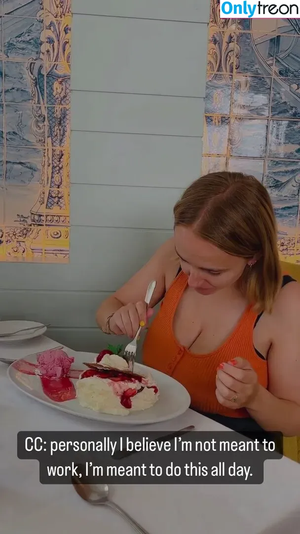 Hannah Witton nude photo #0077 (hannahwitton)
