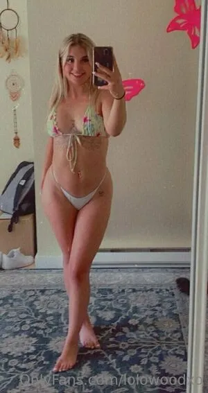 hannahcrawford18 / hannah.burke_18 nude photo #0029