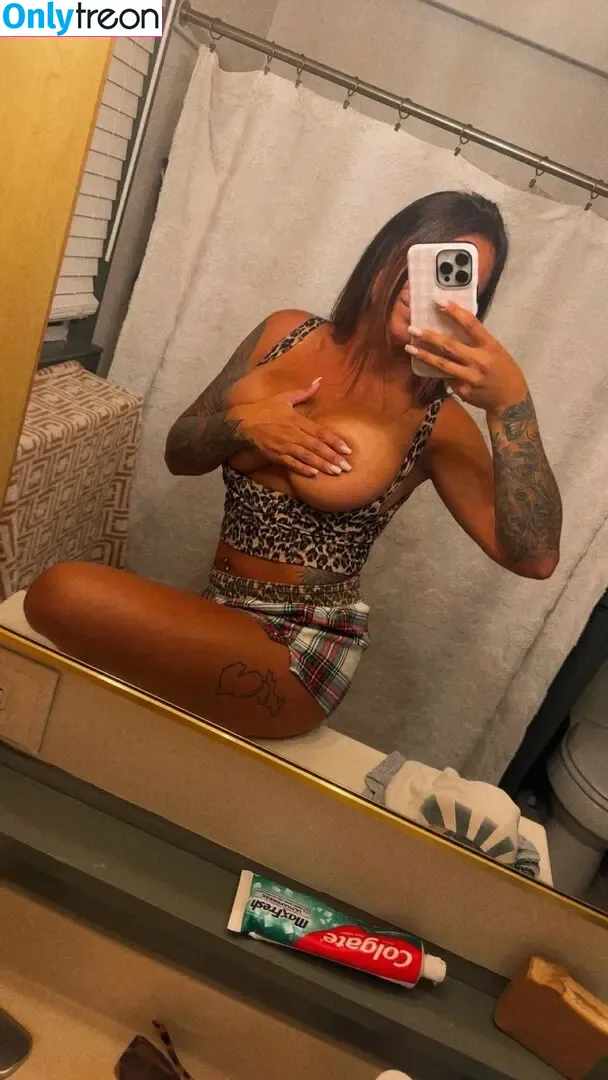 Hannahfarm nude photo #0065 (Hannah Farm / thehannahfarm)