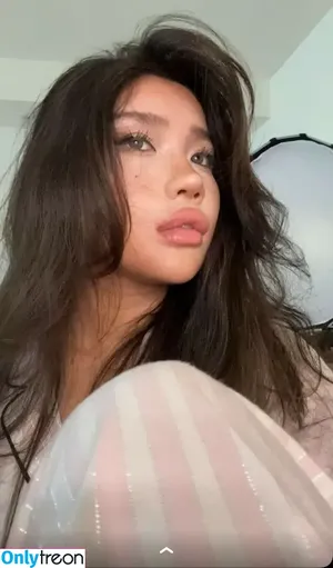 Hannahkae27 / Hannah Kim | фото голая #1218