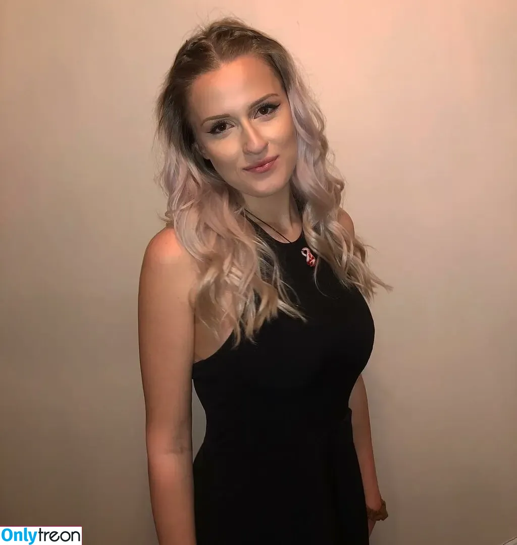 hannahxdig nude photo #0011 (hannahbrown / hannahowo)