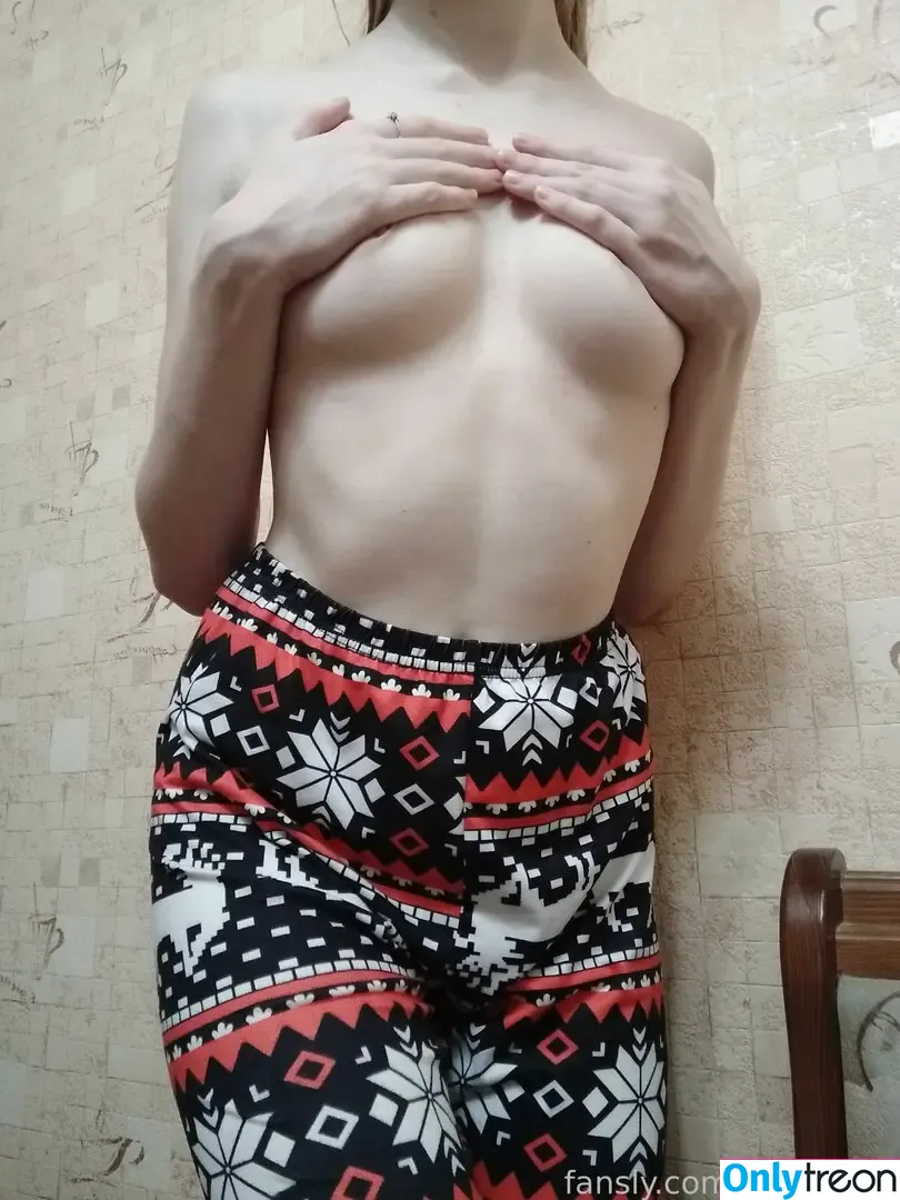 hannapilz nude photo #0051 (hannahpilzhansen)