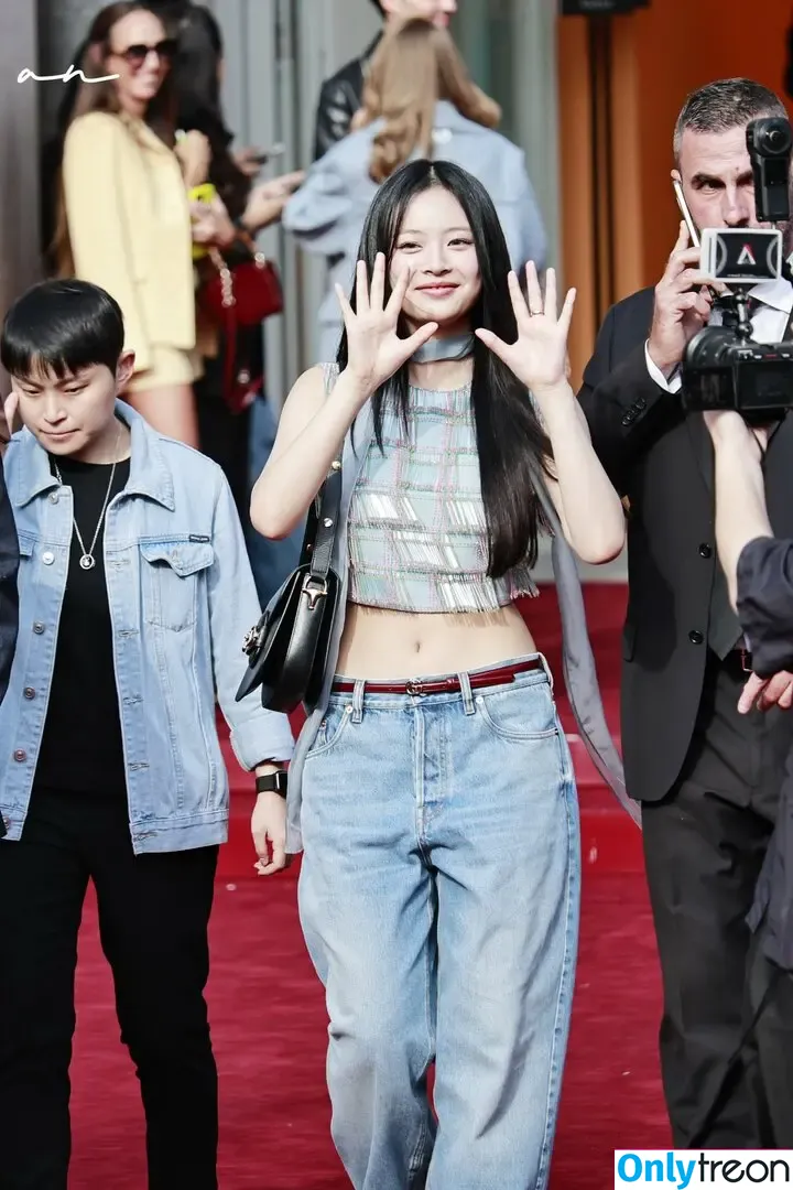 Hanni Pham nude photo #0358 (Hannijeans / newjeans_official)