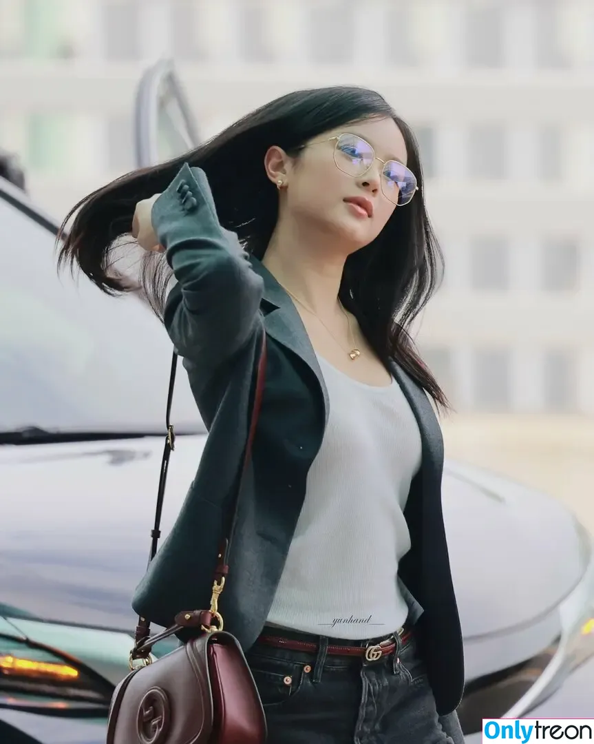 Hanni Pham nude photo #0361 (Hannijeans / newjeans_official)