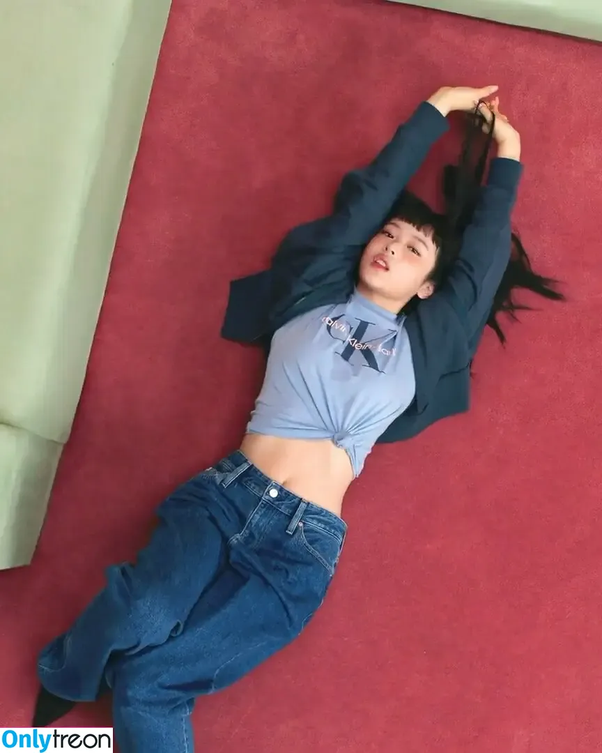 Hanni Pham nude photo #0447 (Hannijeans / newjeans_official)
