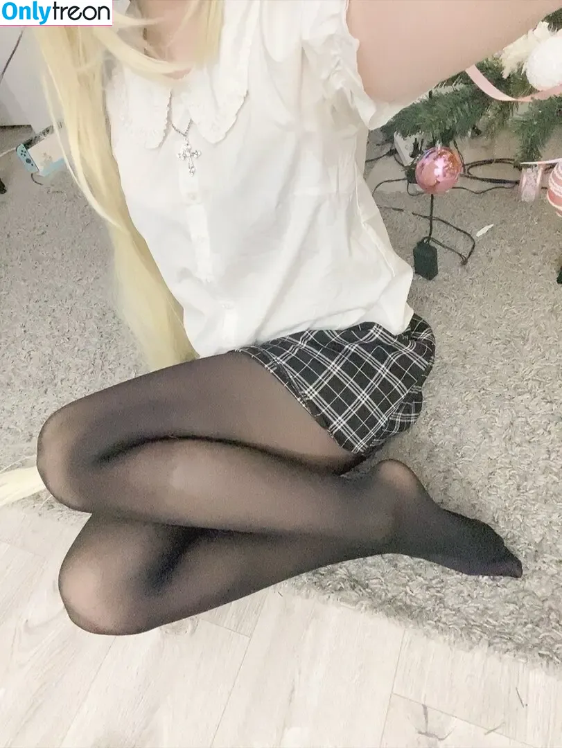 HappyMealBunni nude photo #0021 (billionaire_bunnny)
