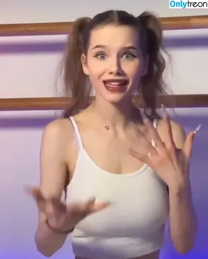 Happynewdearr / evyelation / evymeow nude photo #0001