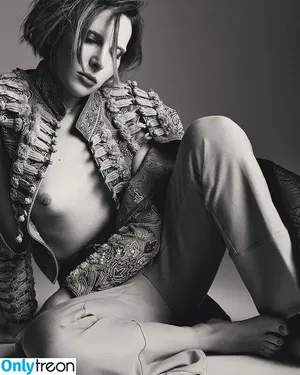 Hari Nef / harinef / nefisa nude photo #0027