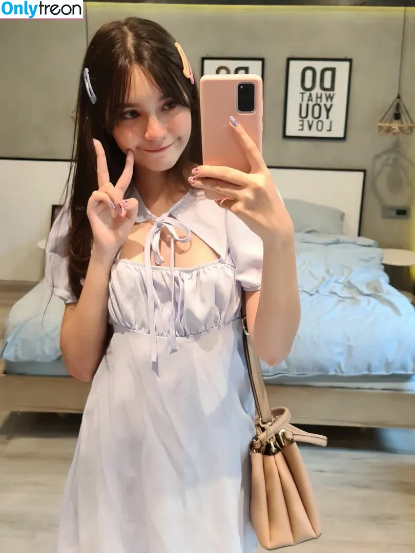 HarisIsabelleharis nude photo #0034 (isabellaindra)