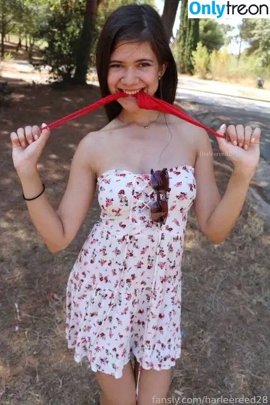 Harleereed nude photo #0001 (Harleereed)