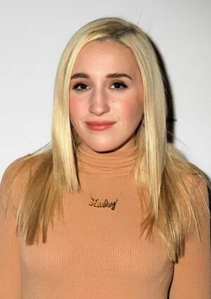 Harley Quinn Smith / harleyquinnsmith / harleysplaytime nude photo #0070