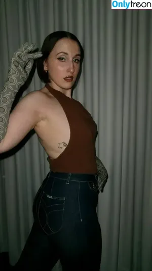 Harley Quinn Smith / harleyquinnsmith / harleysplaytime nude photo #0310