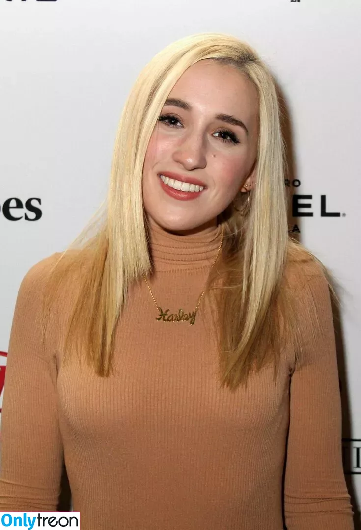 Harley Quinn Smith голая photo #0087 (harleyquinnsmith / harleysplaytime)