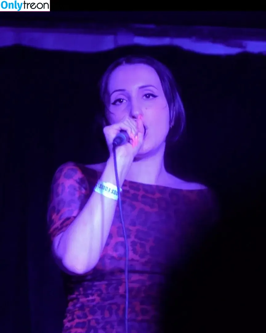 Harley Quinn Smith голая photo #0388 (harleyquinnsmith / harleysplaytime)