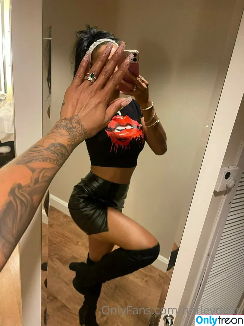 harleydean nude photo #0034 (thatsharleydean_)