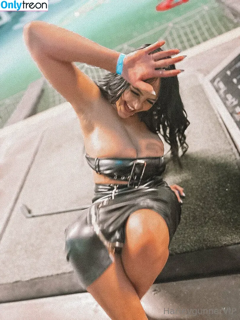 harleygunnervip nude photo #0021 (leashieleashh)