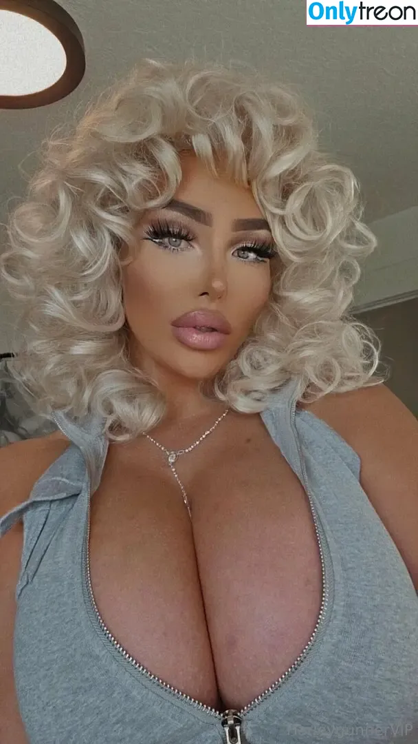 harleygunnervip nude photo #0144 (leashieleashh)