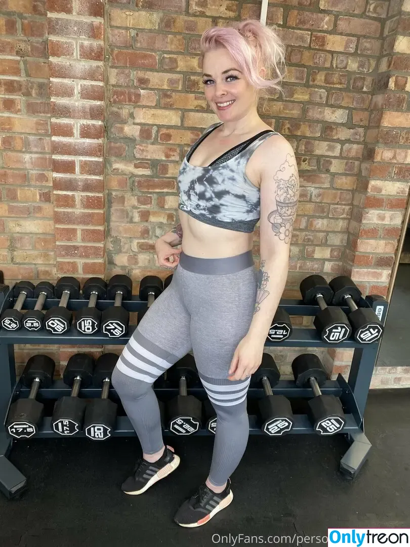Harleyyheart голая photo #0018 (HarleyyXRated / harley_haisley)