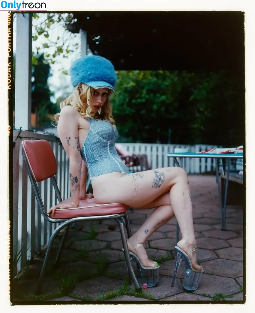 Harmony Tividad nude photo #0050 (Girlpool / harmonytividad / sexuallyattractedtogod)
