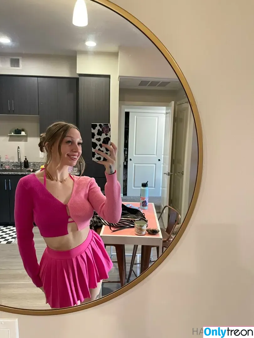 Harper Madi nude photo #0207 (HARPERMADI_ / madiharpart)