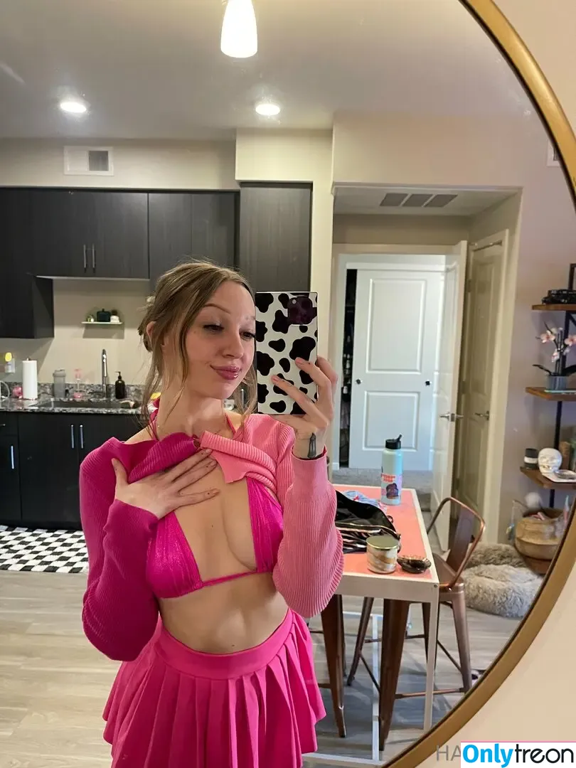 Harper Madi nude photo #0216 (HARPERMADI_ / madiharpart)