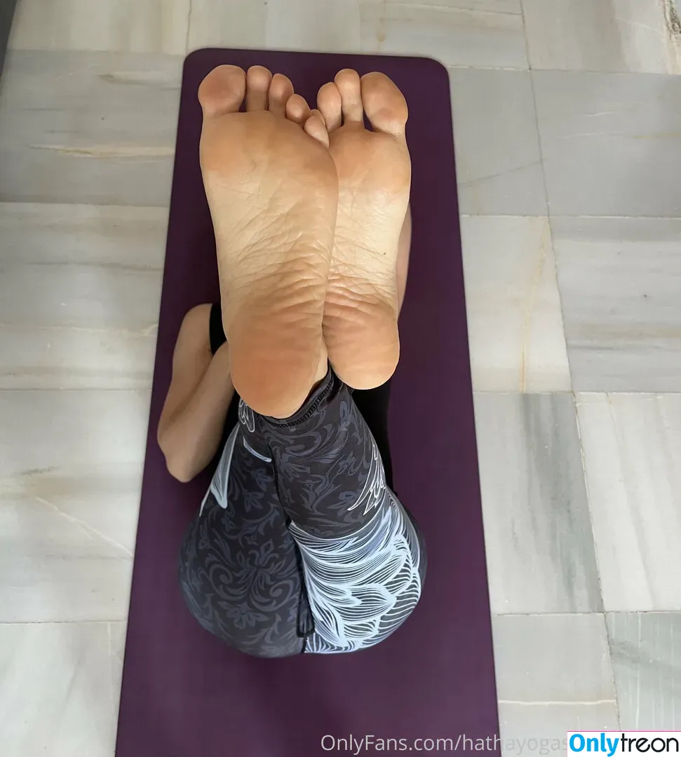 hathayogasoulsexyfeet nude photo #0002 (hathayogasoulsexyfeet)