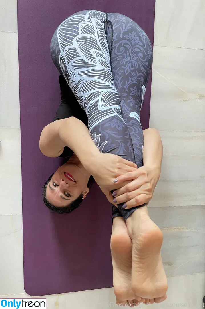 hathayogasoulsexyfeet nude photo #0027 (hathayogasoulsexyfeet)