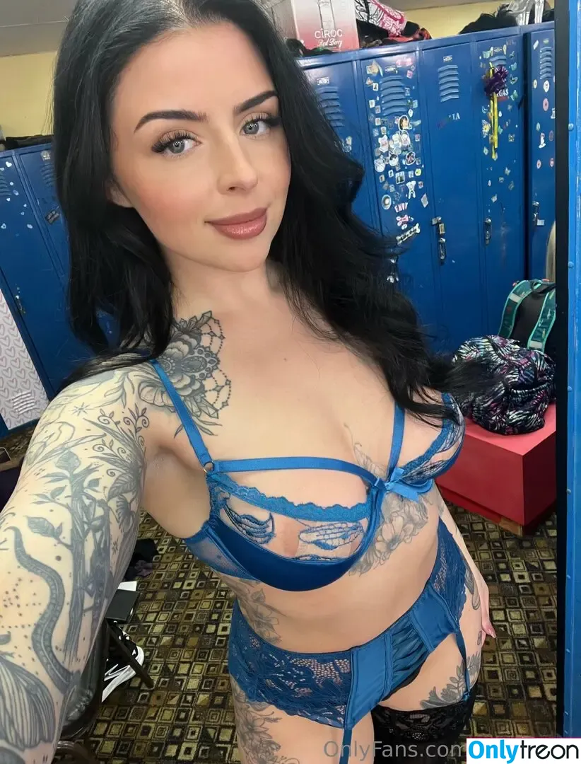 hay_babe голая photo #0331 (hay_babe)