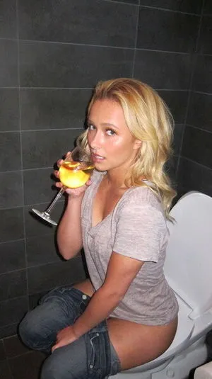 Hayden Panettiere / haydenpanettiere фото голая #0013