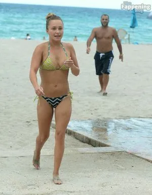 Hayden Panettiere / haydenpanettiere фото голая #0238